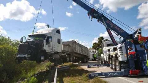 Heavy Truck Recovery Jupiter FL